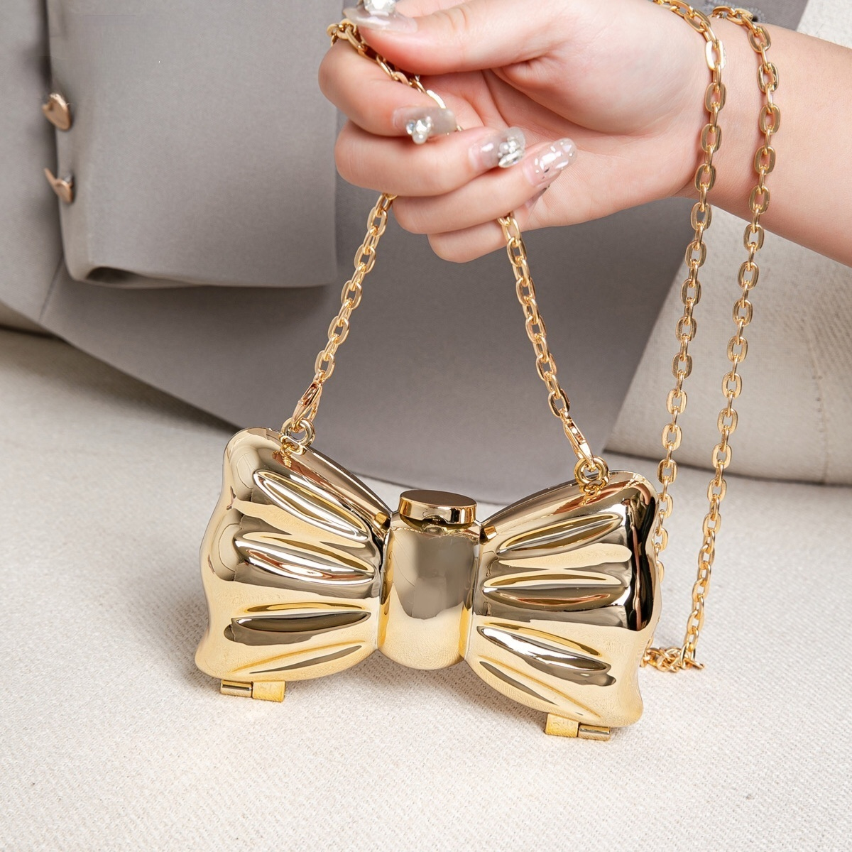 Luxury Fashion Metal Mini Hand - Women Bags On Sale review and price